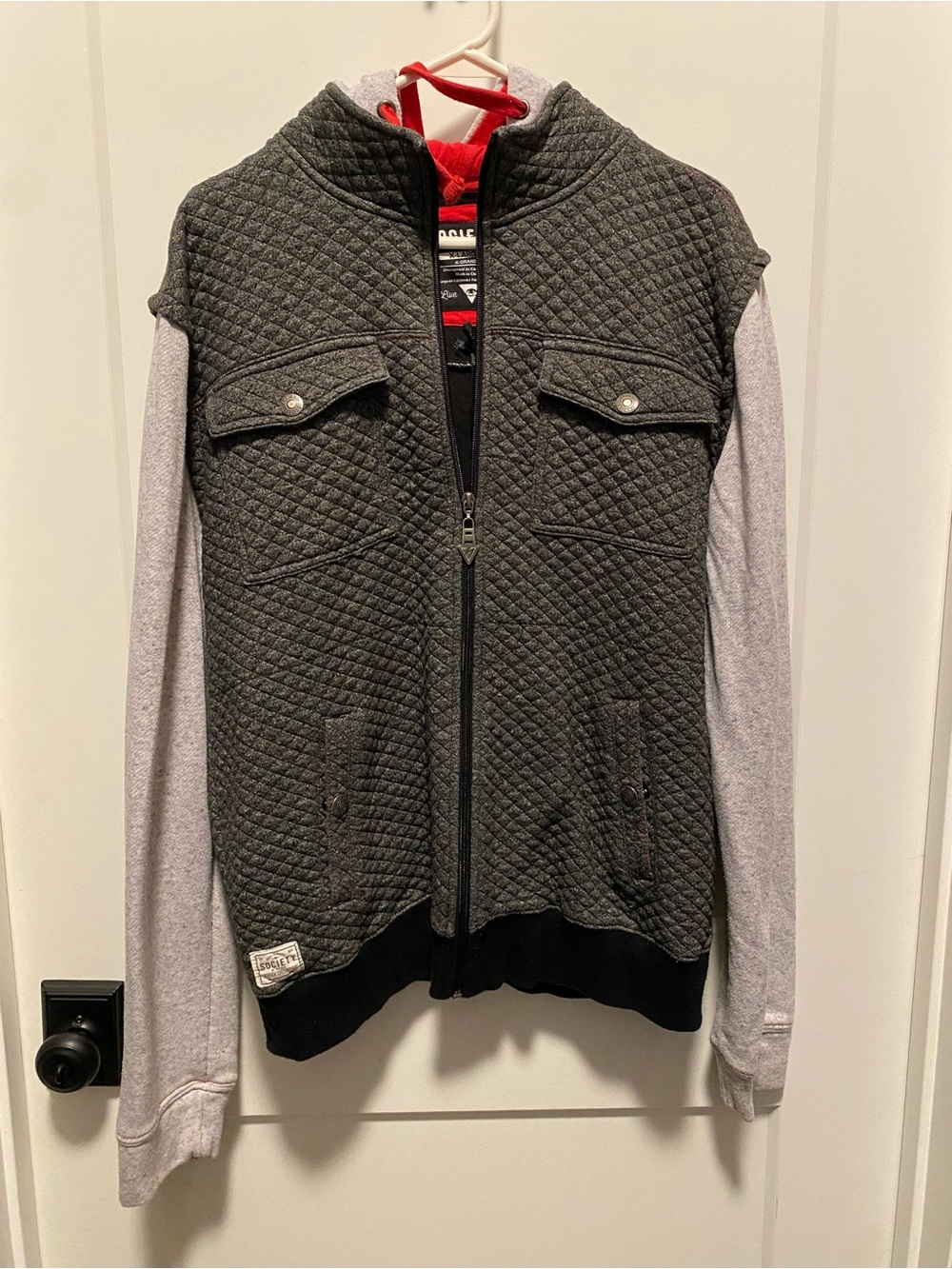 Men’s XL Quilted Zip-Up Hoodie with Contrasting Sleeves